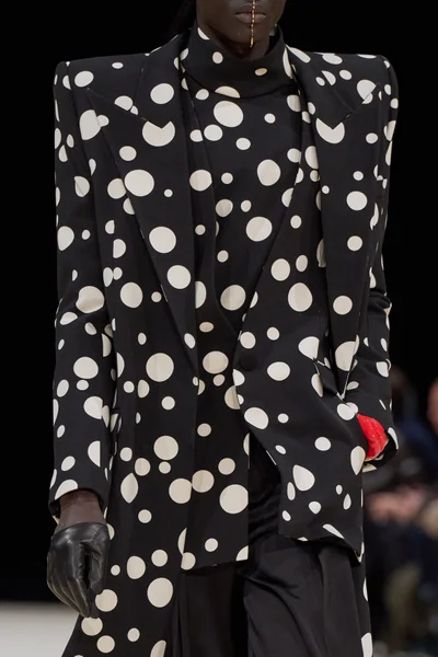 Look 55